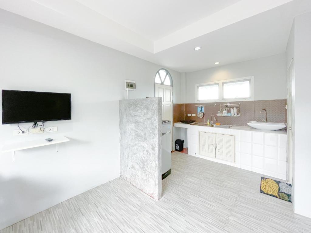 The Endless Bangtao Apartment AC1234