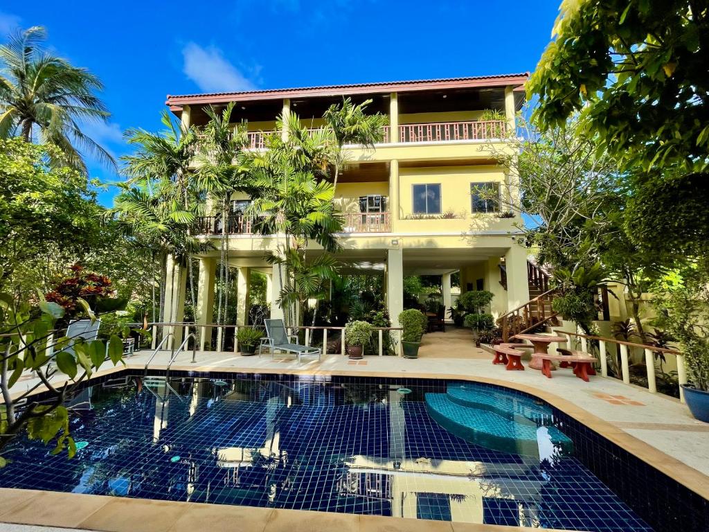 Kata Sunset Bay Villa - 3BR Private Pool - Seaview