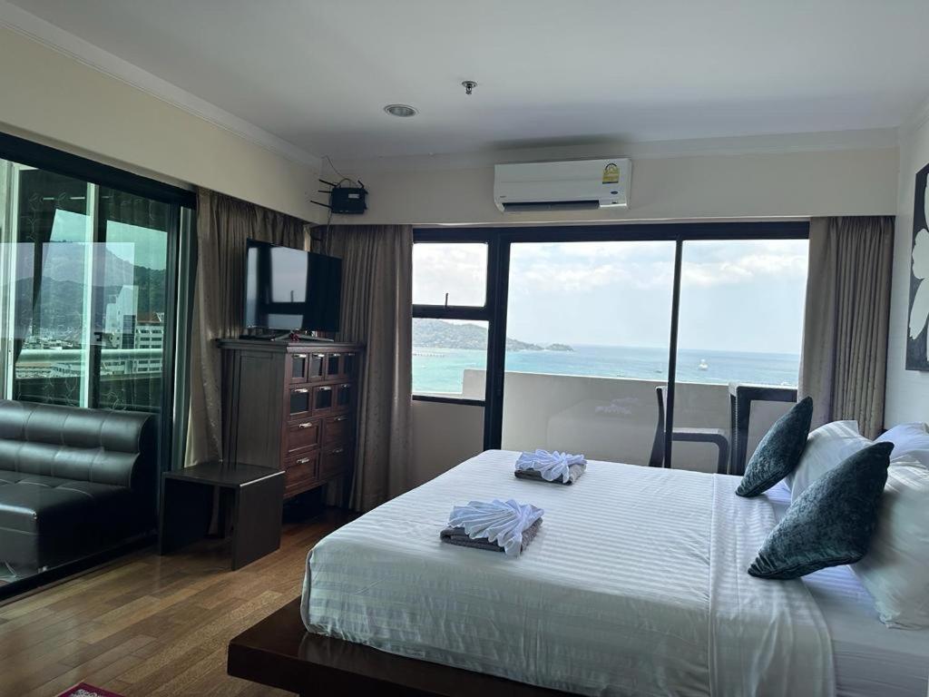 Patong Tower Ocean View Apartment