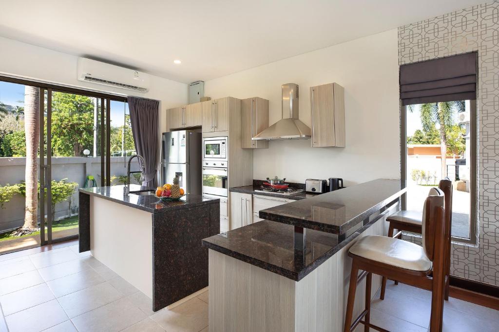 2 Storey Pool Access Villa Argent 7 next Mission Hills Golf, just 15 min drive from Nai Yang and Nai Thon Beaches 2 Storey Pool Access Villa Argent 7 next Mission Hills Golf, just 15 min drive from Nai Yang and Nai Thon Beaches