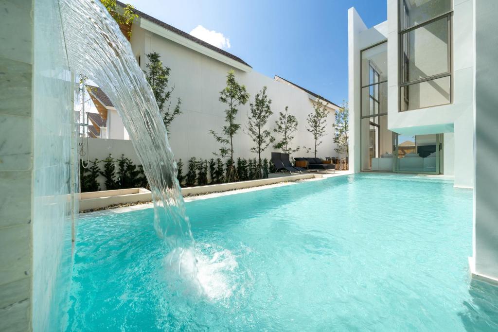 Exclusive New Build - Designer 3BR Pool Villa in Prestigious LuxPride 4 L7 Residence Exclusive New Build - Designer 3BR Pool Villa in Prestigious LuxPride 4 L7 Residence
