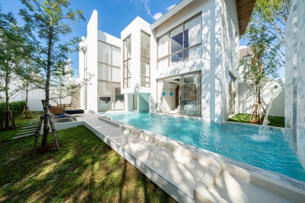 Elite Living - Design 3BR Pool Villa in Newly Built LuxPride 4 L6 Residence Elite Living - Design 3BR Pool Villa in Newly Built LuxPride 4 L6 Residence