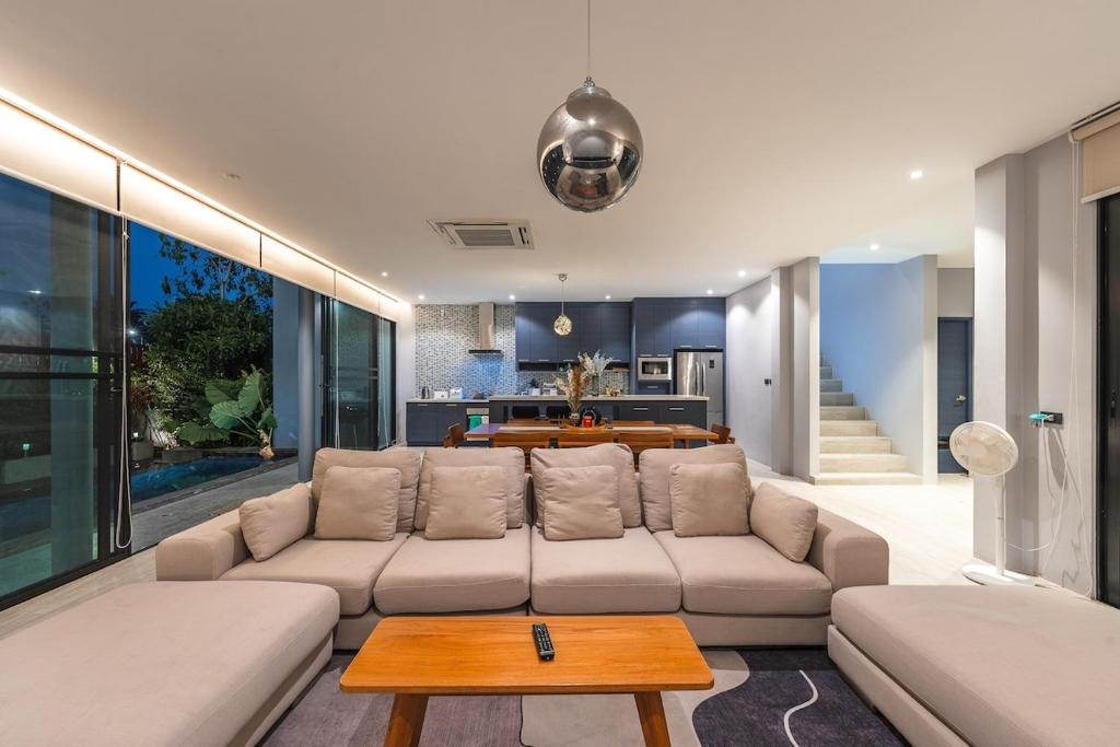 V188 The Granary Loft Haven 3BR Pool Sanctuary V188 The Granary Loft Haven 3BR Pool Sanctuary