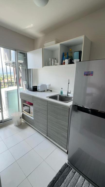 Beautiful and bright condo Kathu