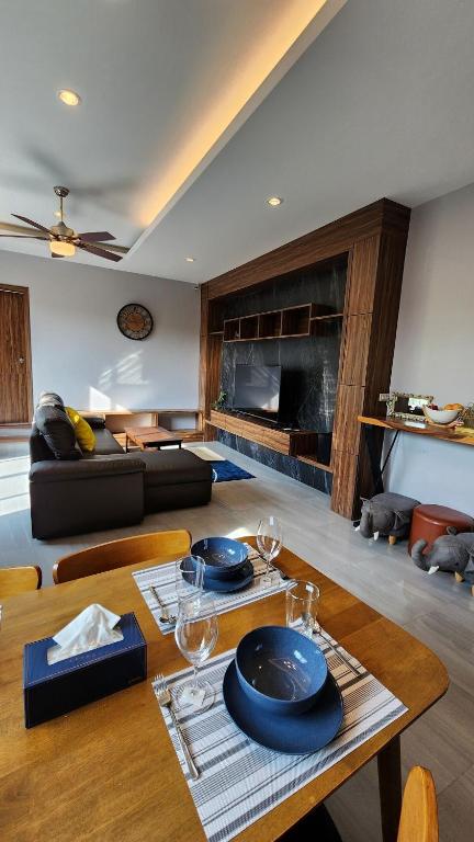 2Bed3Bath Pool Villa Chalong near TaEaid Big buddha Phuket
