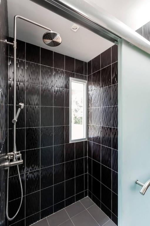 2 bedroom neer phuket airport