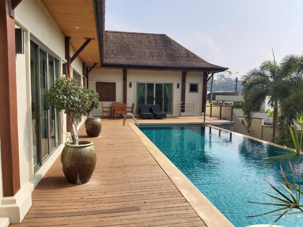 Two Bedroom Oriental Villa Nai Harn Two Bedroom Oriental Villa Nai Harn