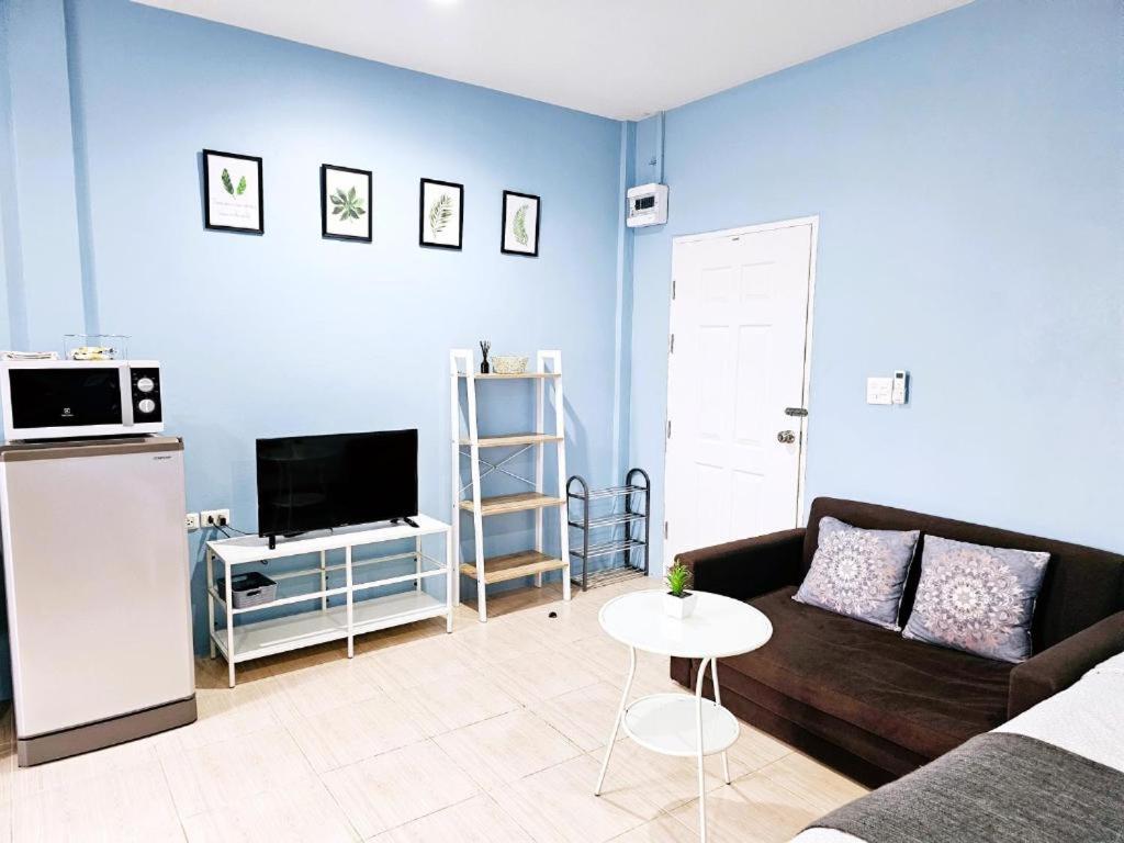 Near boxing center, 1BR apartment, Sofa bed, Wifi