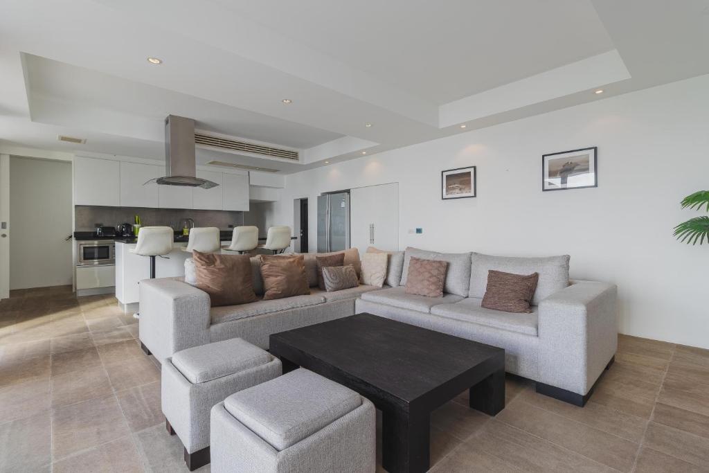 V152 Most Amazing Sea Views From Every floor V152 Most Amazing Sea Views From Every floor