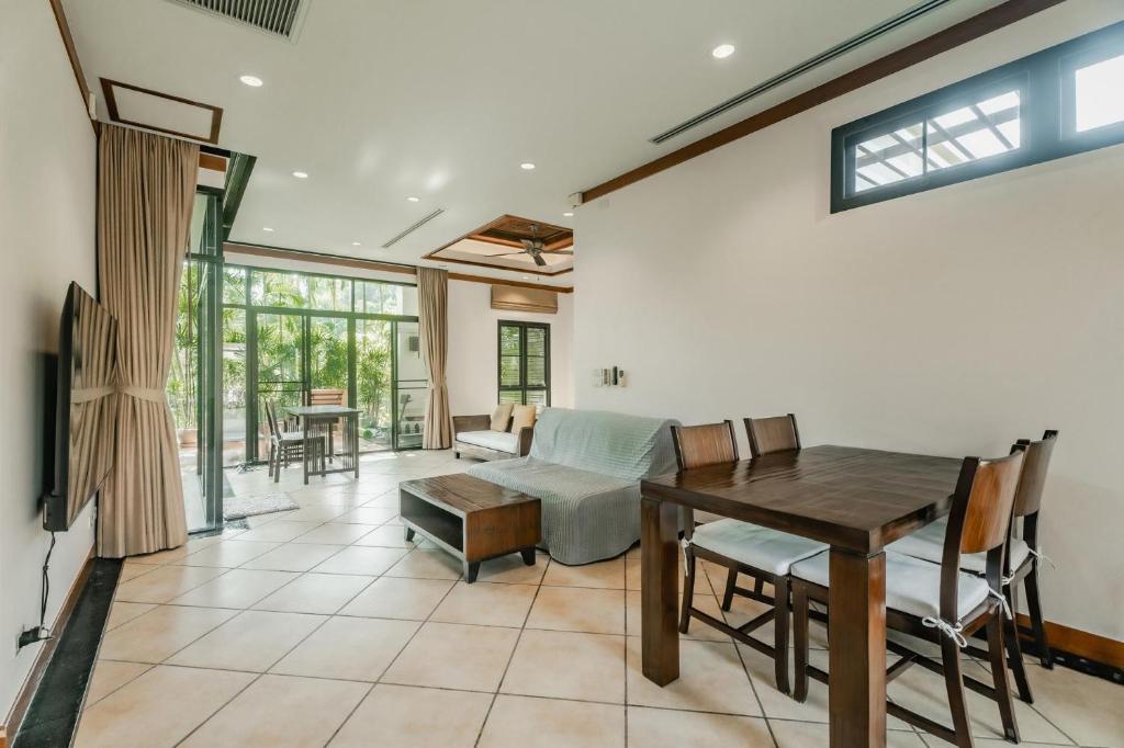 New Rose Pool Villa, The perfect private oasis New Rose Pool Villa, The perfect private oasis