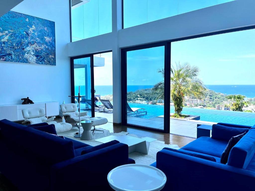 07 - Luxurious Haven with Mesmerizing Views 07 - Luxurious Haven with Mesmerizing Views