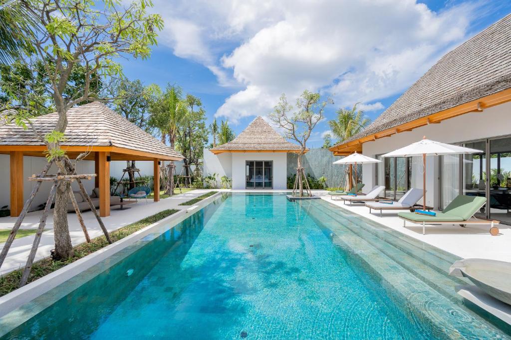 Anchan Bangtao 4 Bedroom Pool Luxury Courtyard Villa