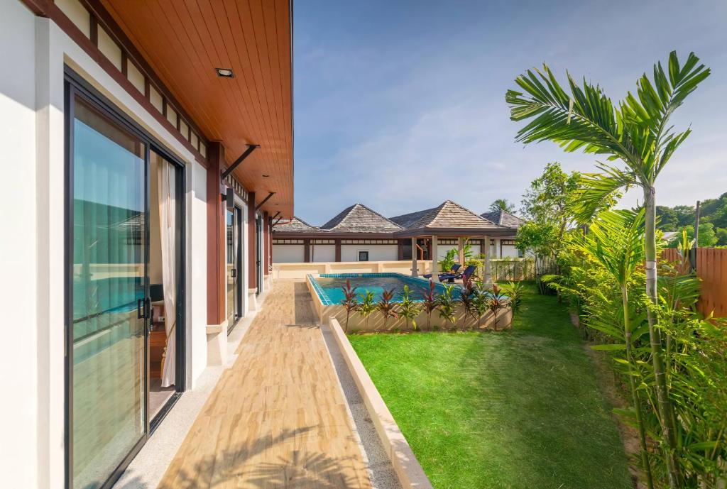 3bdr VIP Villa Rawai with private pool 3bdr VIP Villa Rawai with private pool